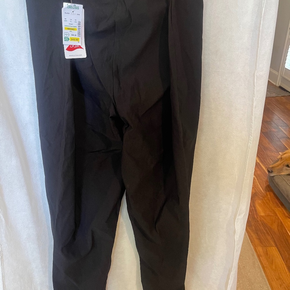Pretty black Peck & Peck plus size pull on dress pants.  New with tags